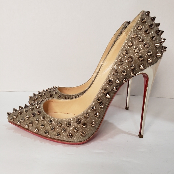 🎉HP🎉4.3.21🎉Silver glitter studded 120 pumps - Picture 2 of 13